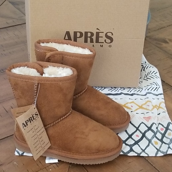 Lamo Other - 🆕️ Apres by Lamo Boots